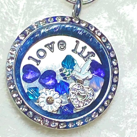Custom Floating Locket Pendant with Chain - Picture 5 of 14